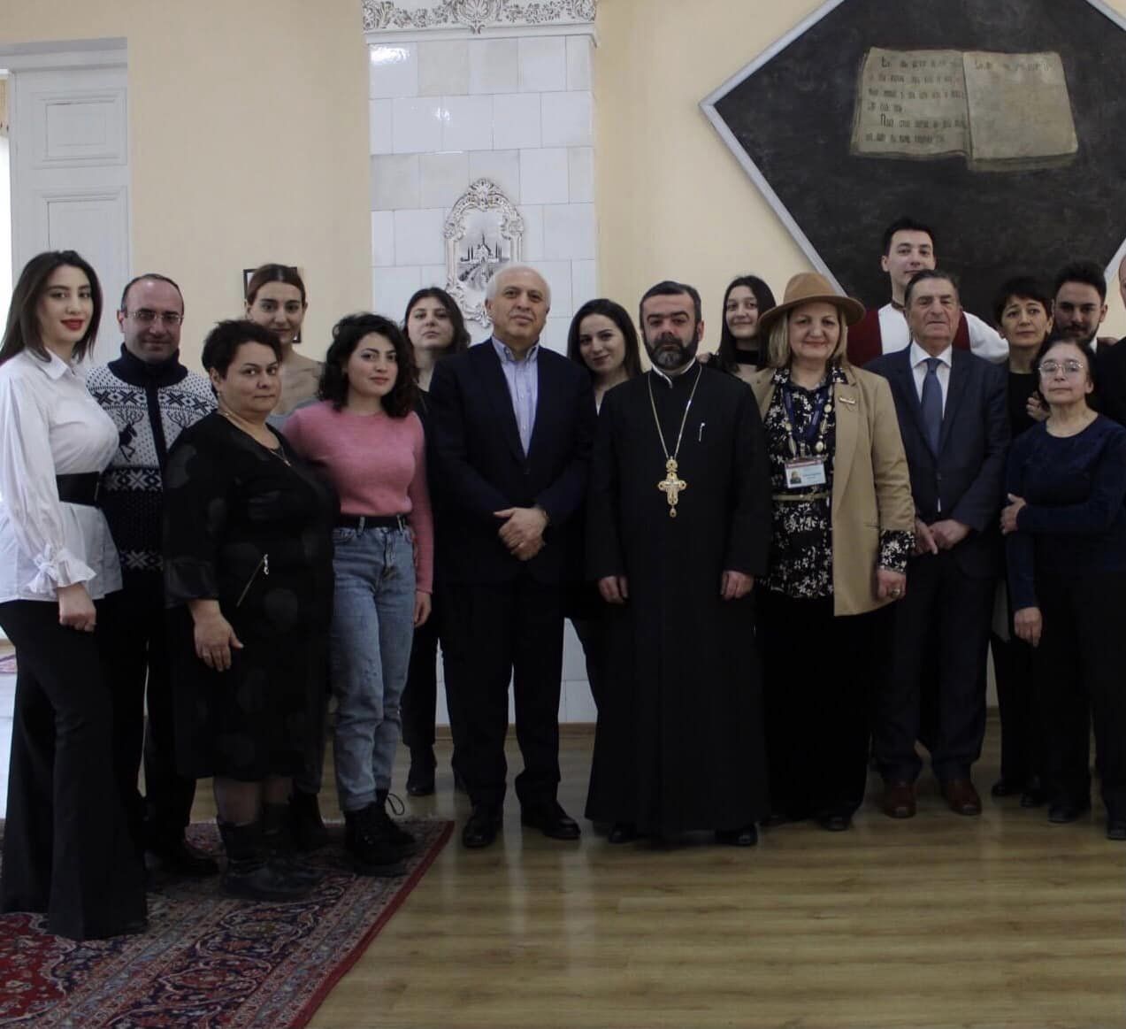 Հուշագրի կնքում՝ Հայ մշակույթի միջազգային ասոցիացիա»-ի և ՀԱԵ Վիրահայոց թեմի ենթակայության տակ գործող «Հովհաննես Թումանյանի տուն» գիտամշակութային կենտրոնի և  «Հայարտուն» կենտրոնի միջև